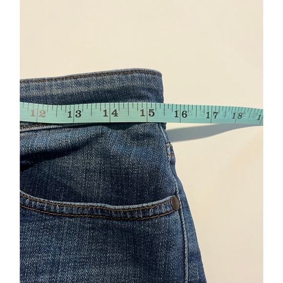 Eileen Fisher Jean shorts - Picture 4 of 7